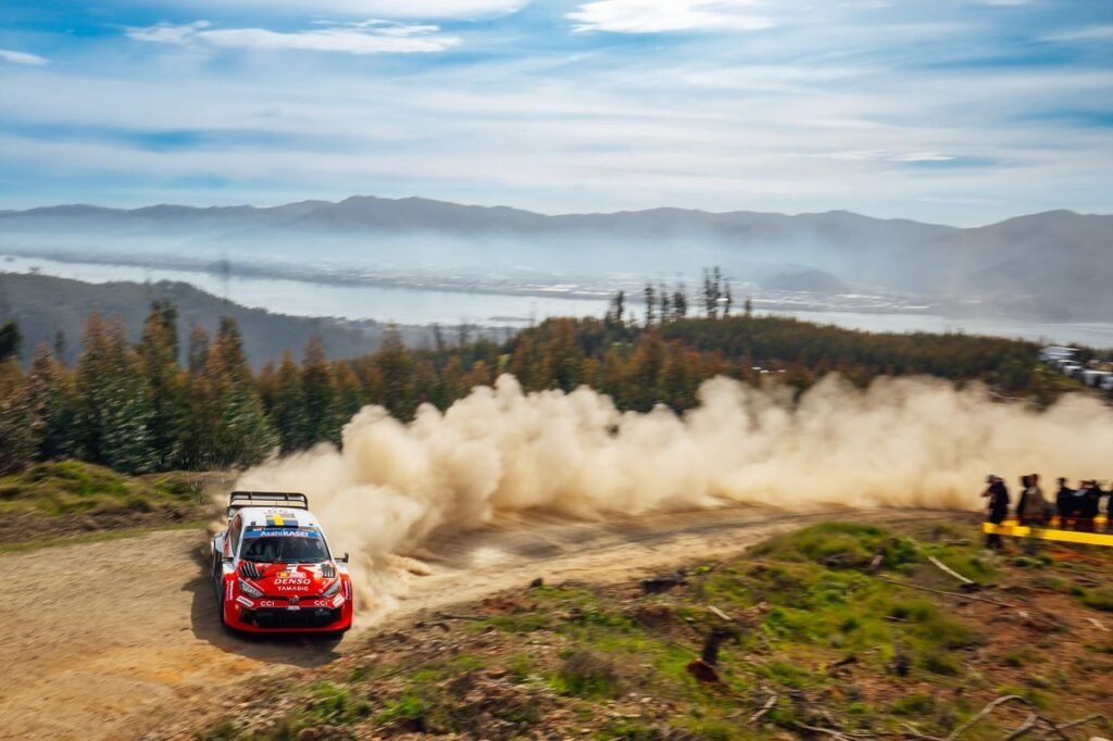 Solberg leads Evans as overnight rain provides curveball