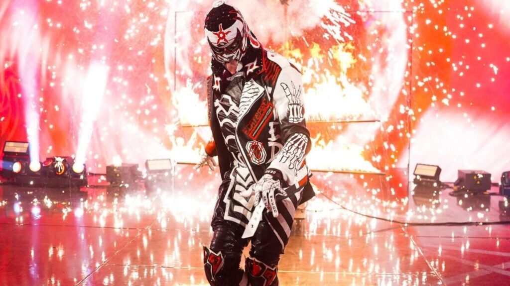 Penta Qualifies For Men’s MITB Ladder Match After Replacing Solo Sikoa On WWE Raw