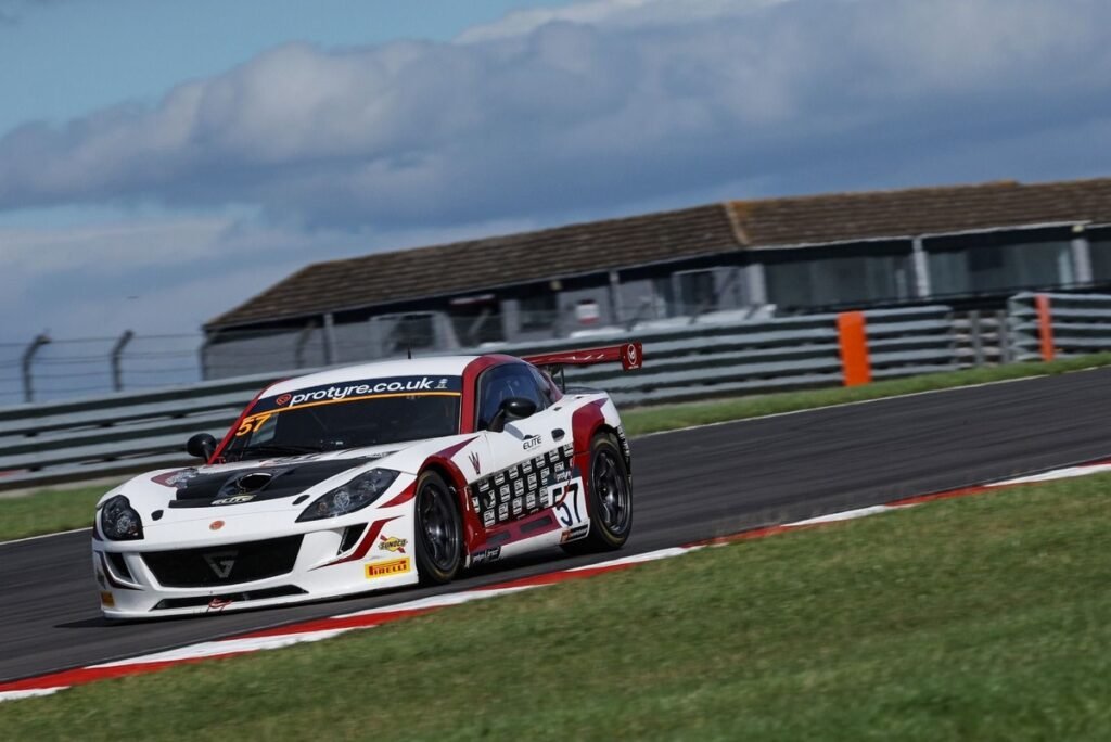 Antrobus and Kay close to Autosport National Rankings table-topper