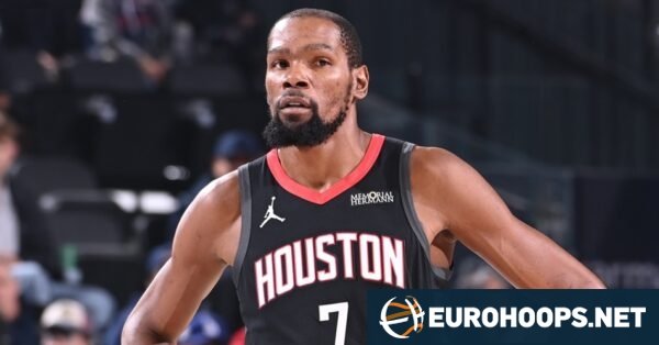 Kevin Durant doesn’t want reduced minutes: “The team is better when I’m on the court”