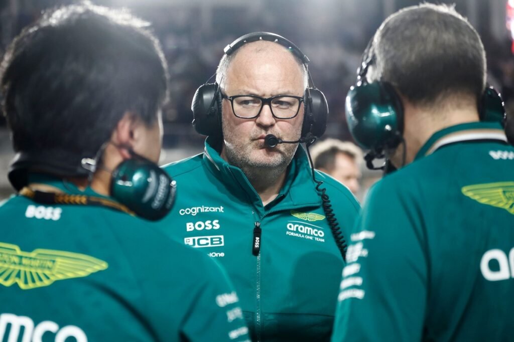 Red Bull signs key Aston Martin engineer as Lambiase replacement