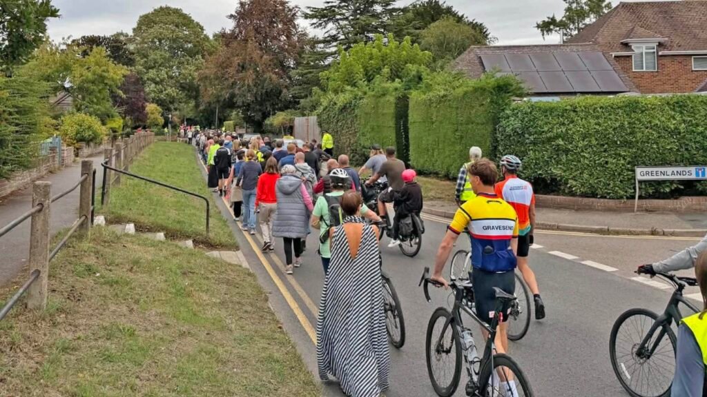 ‘We were in awe of the amount of people that made this a special day’ – Hundreds attend protest ride after two cyclists killed on planned route