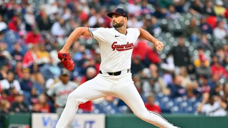 Reliever Sam Hentges reportedly agrees to one-year, $1.4 million Giants contract