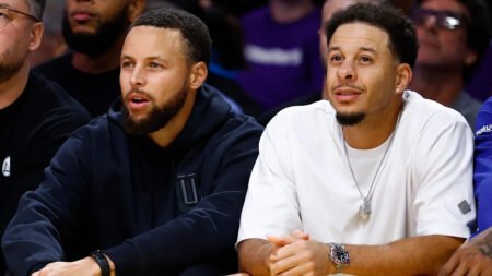 Warriors to unite Curry brothers, reportedly sign Seth Curry for remainder of season Monday