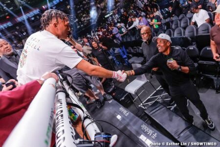 Sugar Ray Leonard vs Floyd Mayweather Jr. — Who Was The Better Fighter?