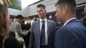 Five questions for Giants to answer as they head to annual MLB Winter Meetings