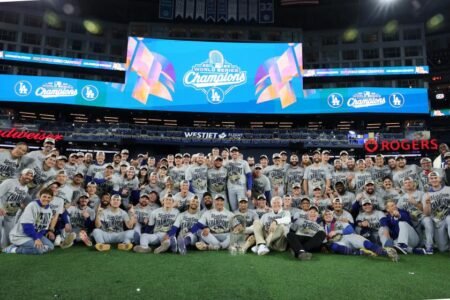 Shaikin: What the Dodgers are doing isn’t normal in pro sports. Be sure to appreciate it