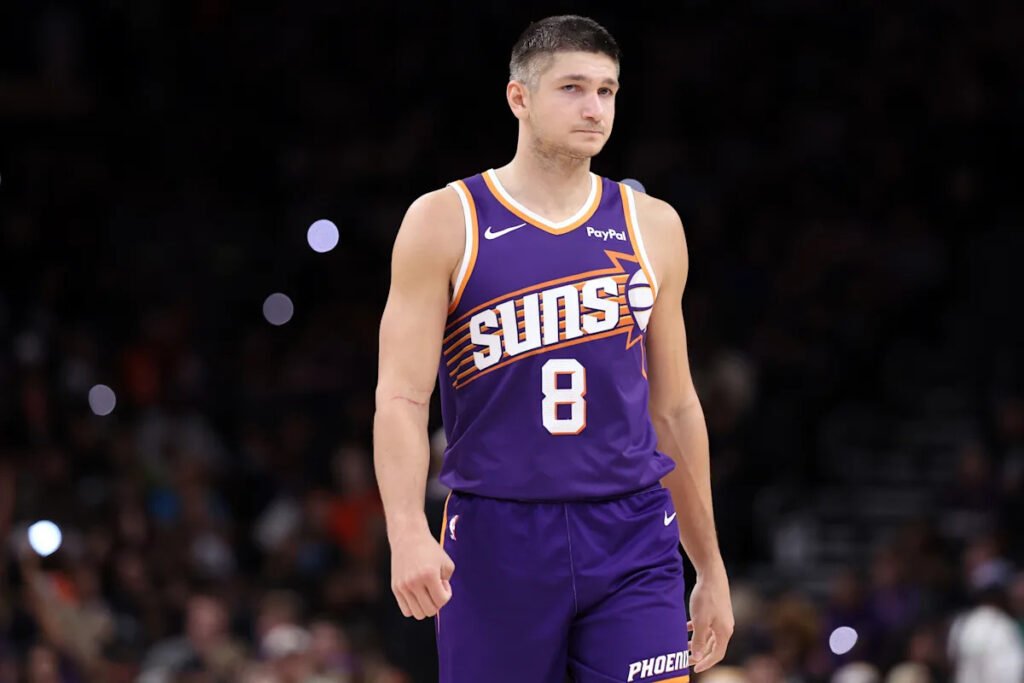 NBA Cup: Suns’ Grayson Allen ejected after shoving Chet Holmgren to the ground in matchup vs. Thunder