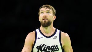 Domantas Sabonis reportedly prepared to remain with Kings despite trade interest