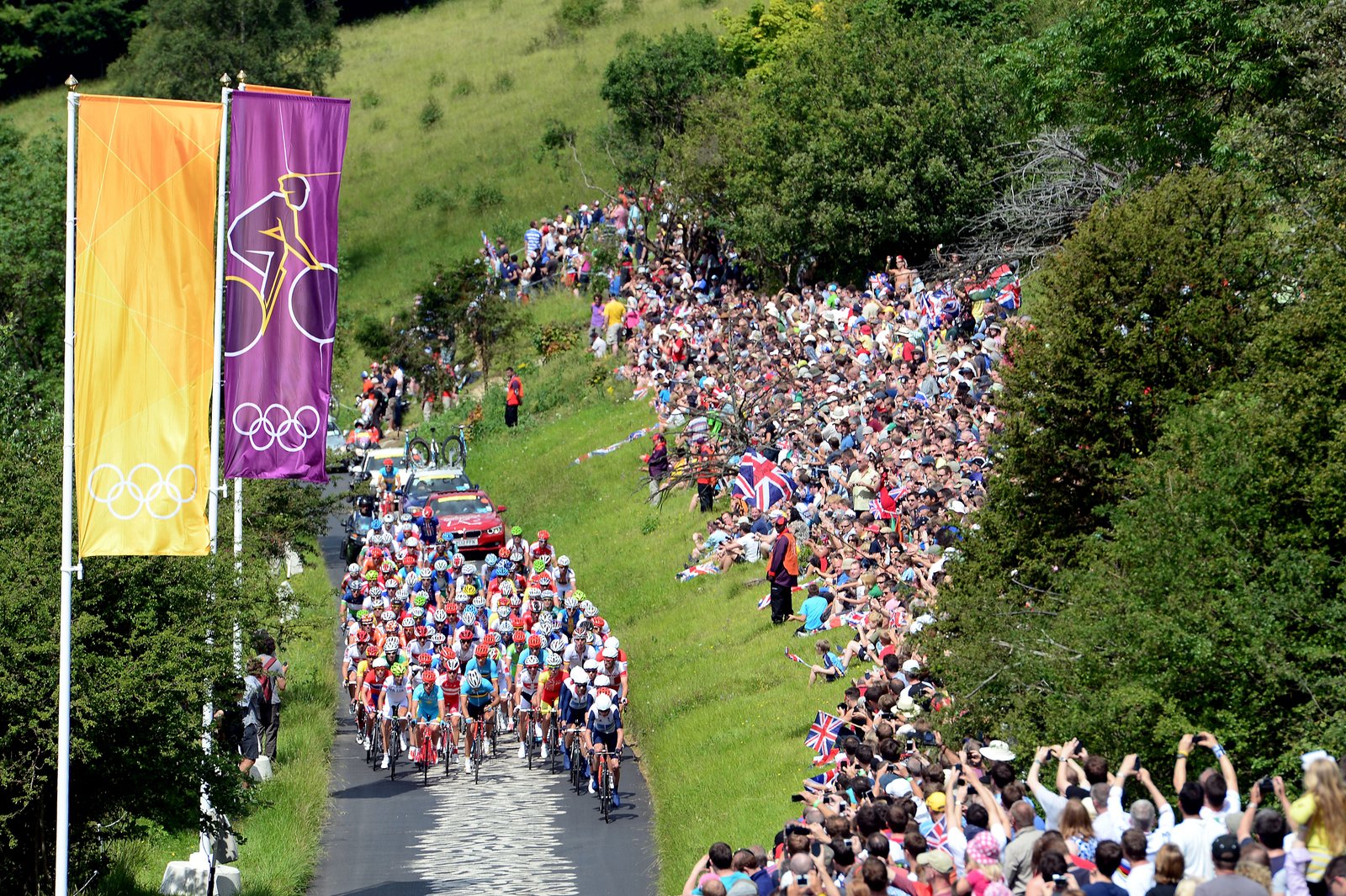 The peloton climb Box Hill at London 2012
