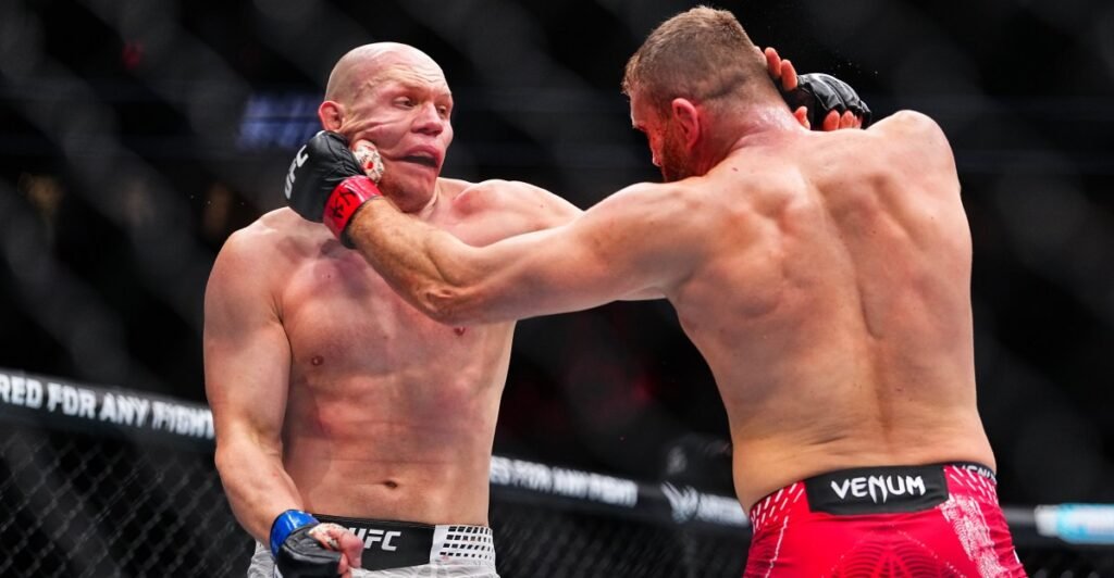 UFC 323 results: Jan Blachowicz scores late knockdown to earn majority draw with Bogdan Guskov