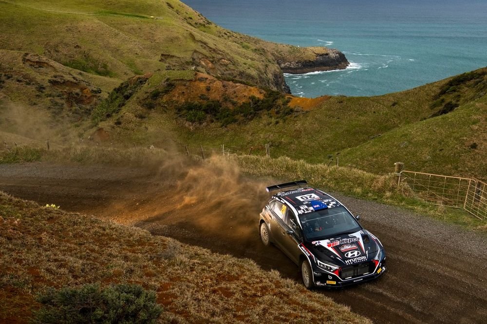 Hayden Paddon kept his ties with Hyundai through other series