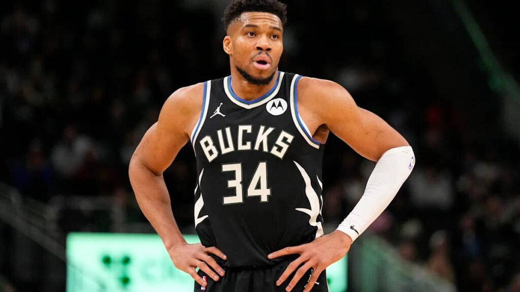 2025-26 Fantasy Basketball Top 200 Rankings: Giannis, Ja Morant injuries free up opportunities