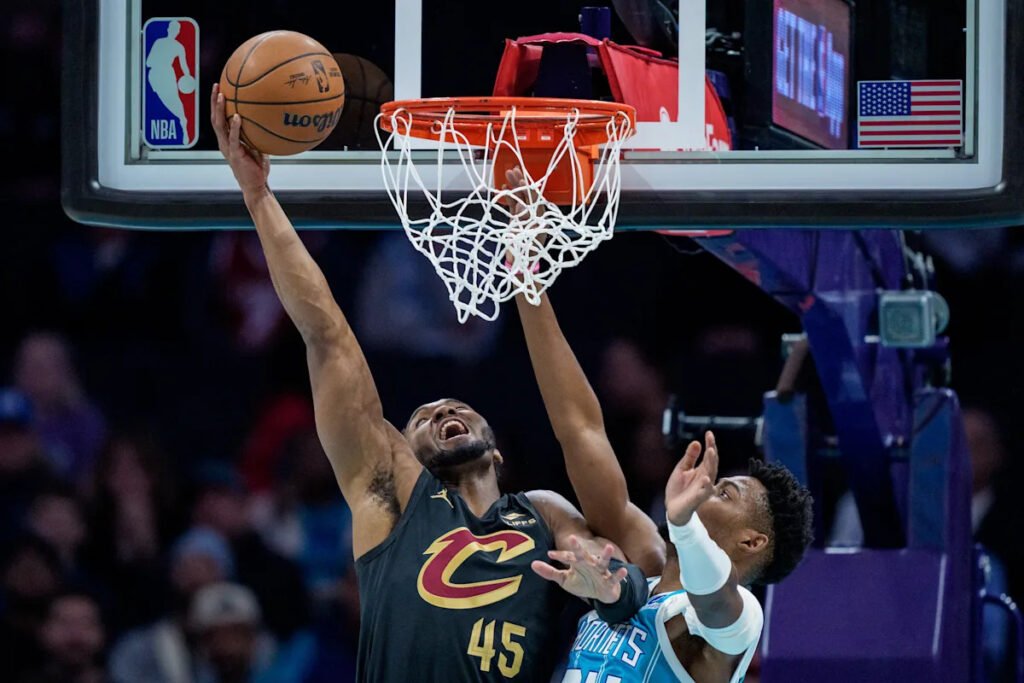 18 stats to explain Cavs 94-87 win over Hornets