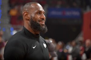 Cavs reportedly clarify stance on possible LeBron James reunion
