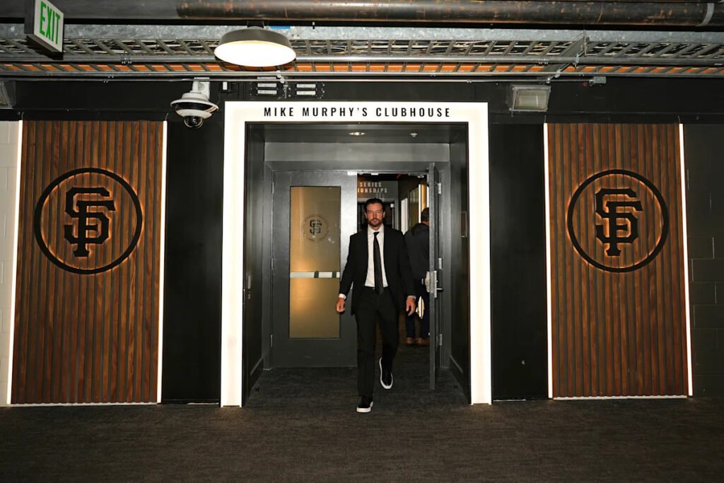 Giants reportedly exploring trade for second baseman to round out infield