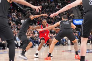 Kawhi Leonard, James Harden fuel fast start as Clippers rout Nets 126-89