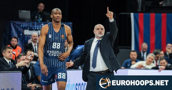 Anadolu Efes announces Kai Jones extension after win over Trabzon
