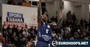 Εφές: Με Λι MVP και χωρίς Λάρκιν (τελικά) η άνετη πρόκριση στα ημιτελικά