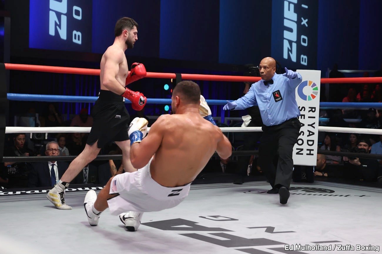 Image: Umar Dzambekov knocks out Ahmed Elbiali in Round 2