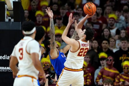 No. 5 Iowa State snaps No. 9 Kansas’ winning streak, 74-56