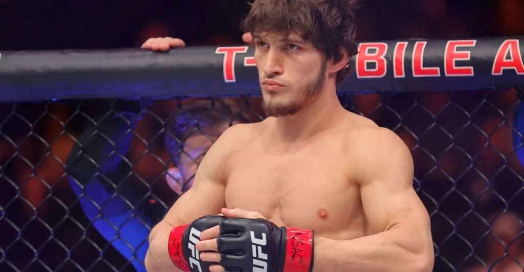 Movsar Evloev vs. Lerone Murphy headlines UFC London, full fight card revealed