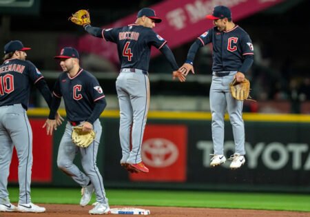 GAME THREAD: Guardians at Mariners, game 4 of 162