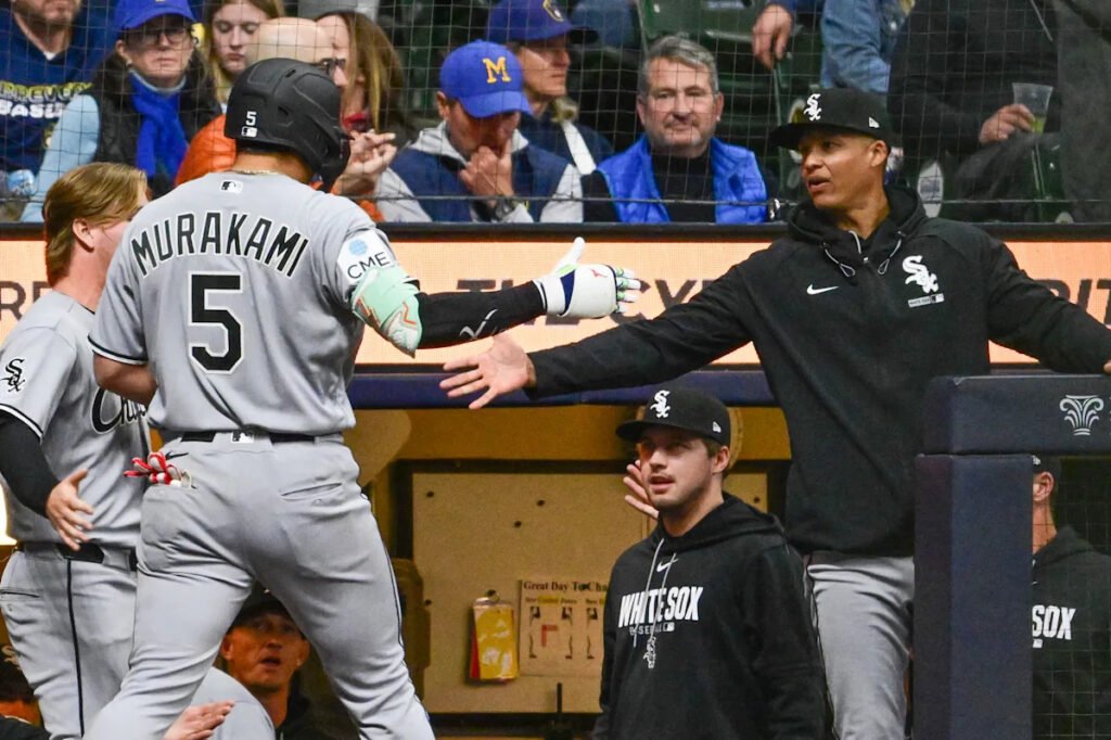 Game Thread: White Sox (0-2) at Brewers (2-0)