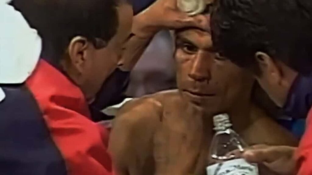 Ricardo “Finito” Lopez Retired 51-0-1 With More Wins Than Mayweather