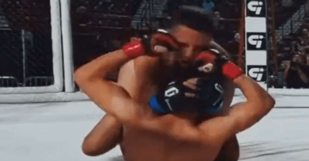 Missed Fists: Fighter scores ridiculous Donkey Kong double punch knockout off of his back