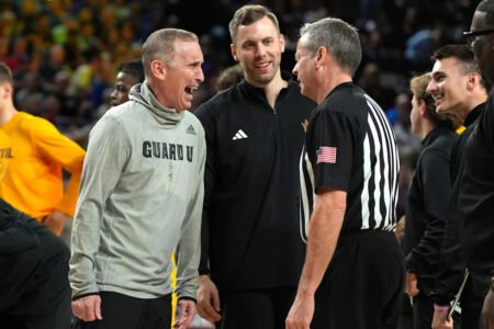 Hurley goes out a winner in what could be his final home game at Arizona State