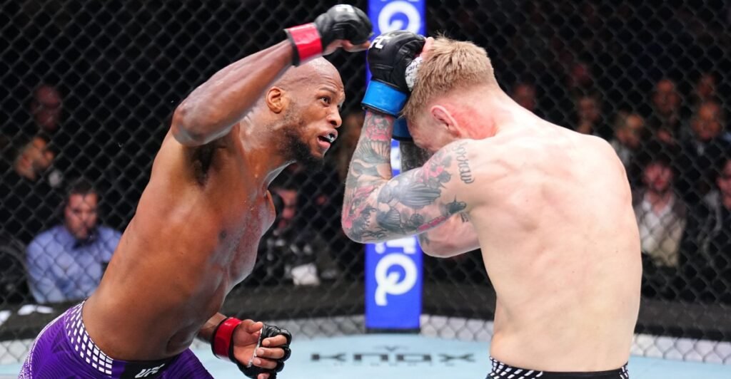 UFC London results: Michael ‘Venom’ Page booed mercilessly after lackluster decision win over Sam Patterson