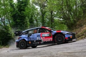 Neuville nibbles at Pajari’s lead, Fourmaux crashes out