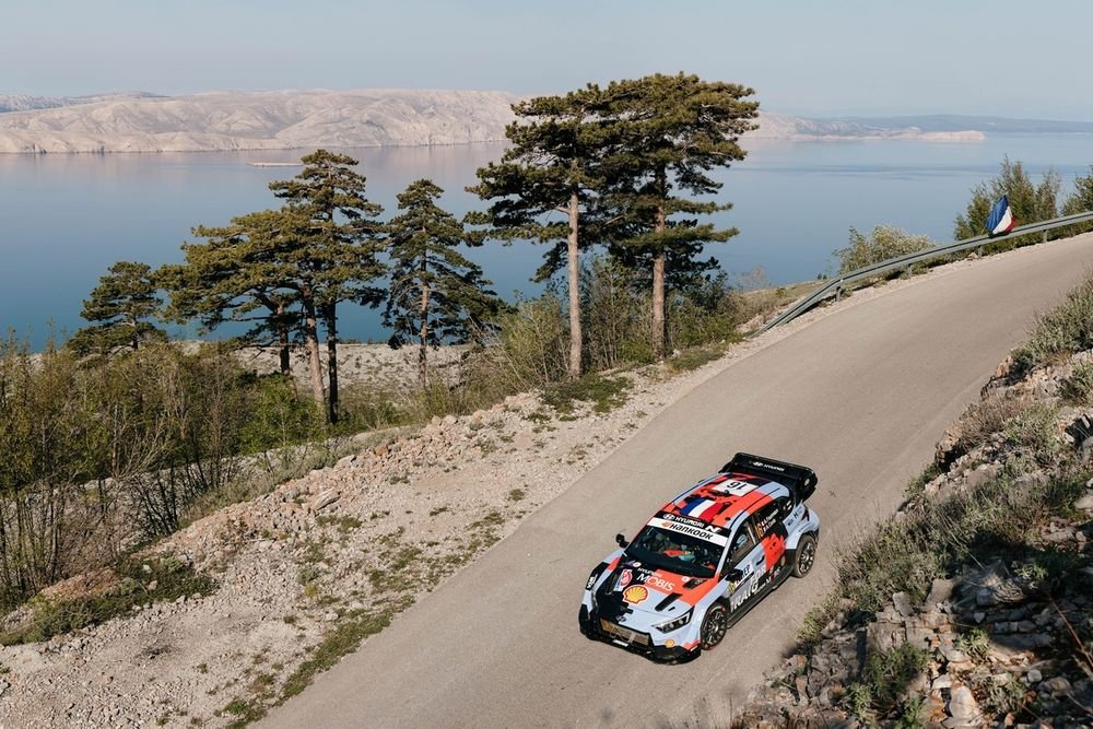 Adrien Fourmaux, Alexandre Coria, Hyundai World Rally Team Hyundai i20 N Rally1