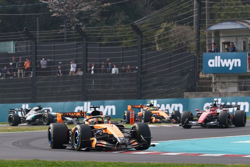 Charles Leclerc, Ferrari, Oscar Piastri, McLaren