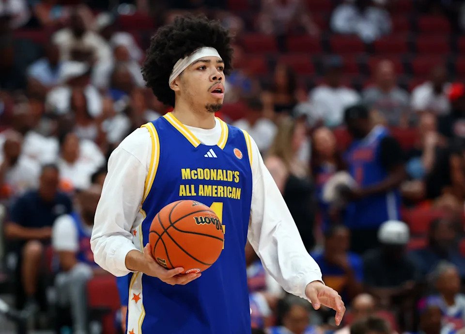 Tyran Stokes during the McDonalds All American Boys Game at Desert Diamond Arena.