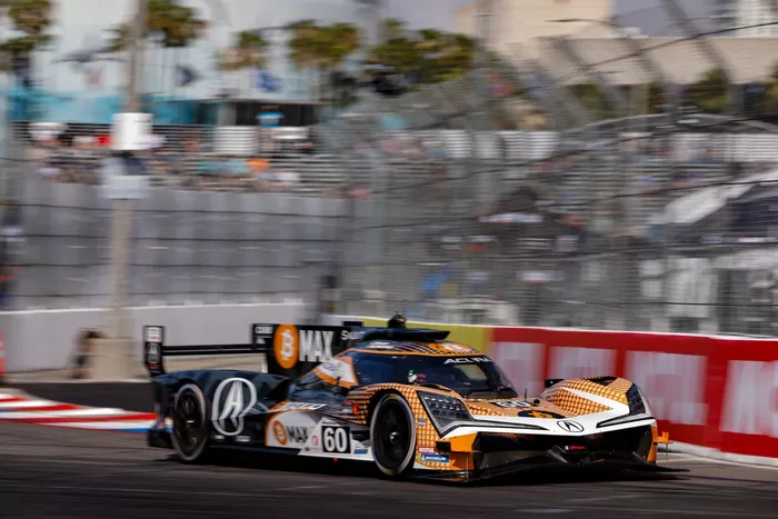 #60 Acura Meyer Shank Racing with Curb Agajanian Acura ARX-06: Tom Blomqvist, Colin Braun, Renger van der Zande
