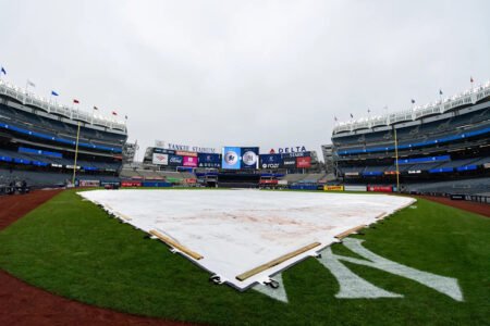 Yankees, Marlins start in rain delay on Sunday afternoon