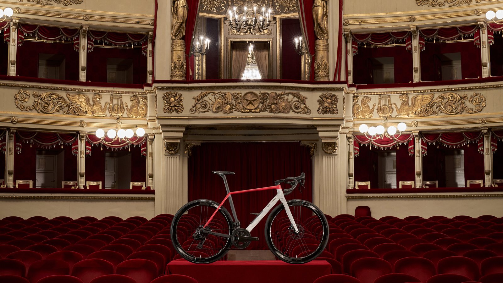 The Colnago C72 LaScala in Milan's Teatro alla Scala