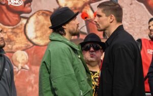 Oleksandr Usyk says he feels no pressure vs Rico Verhoeven
