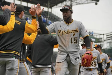 Oneil Cruz stays hot at the plate, extends his hit streak to 11 games