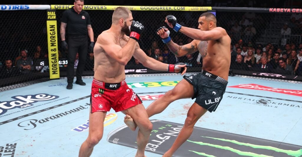 UFC 327 Report: Did Carlos Ulberg win or did Jiri Prochazka lose the light heavyweight title?