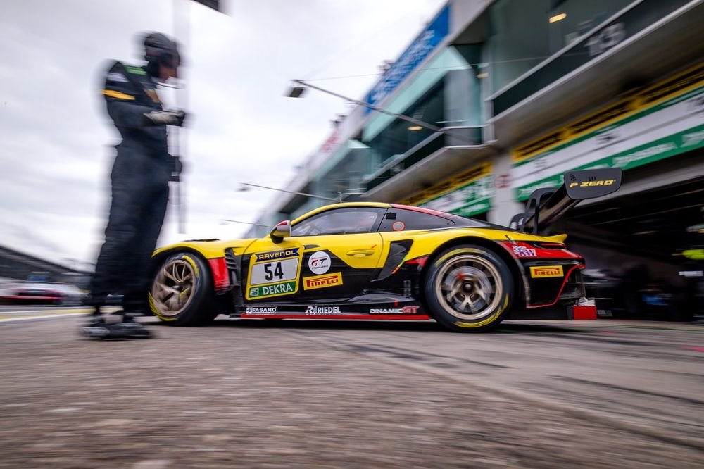 Dinamic Porsche 911 GT3 R (992)
