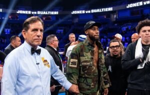 Amari Jones Crushes Former IBF Champ Vincenzo Gualtieri in Three