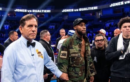 Amari Jones Crushes Former IBF Champ Vincenzo Gualtieri in Three