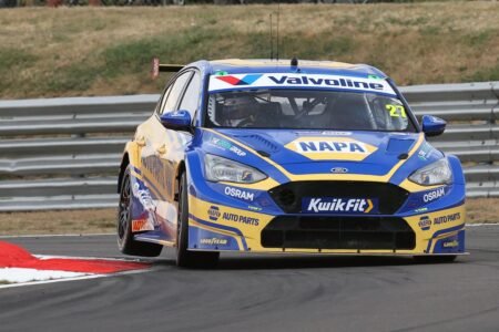 Cammish fastest from Ingram in hot conditions