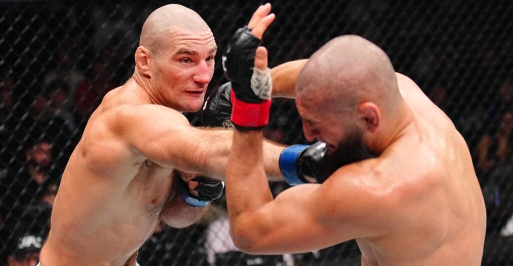 Sean Strickland stuns Khamzat Chimaev with split-decision victory to reclaim title in UFC 328 main event