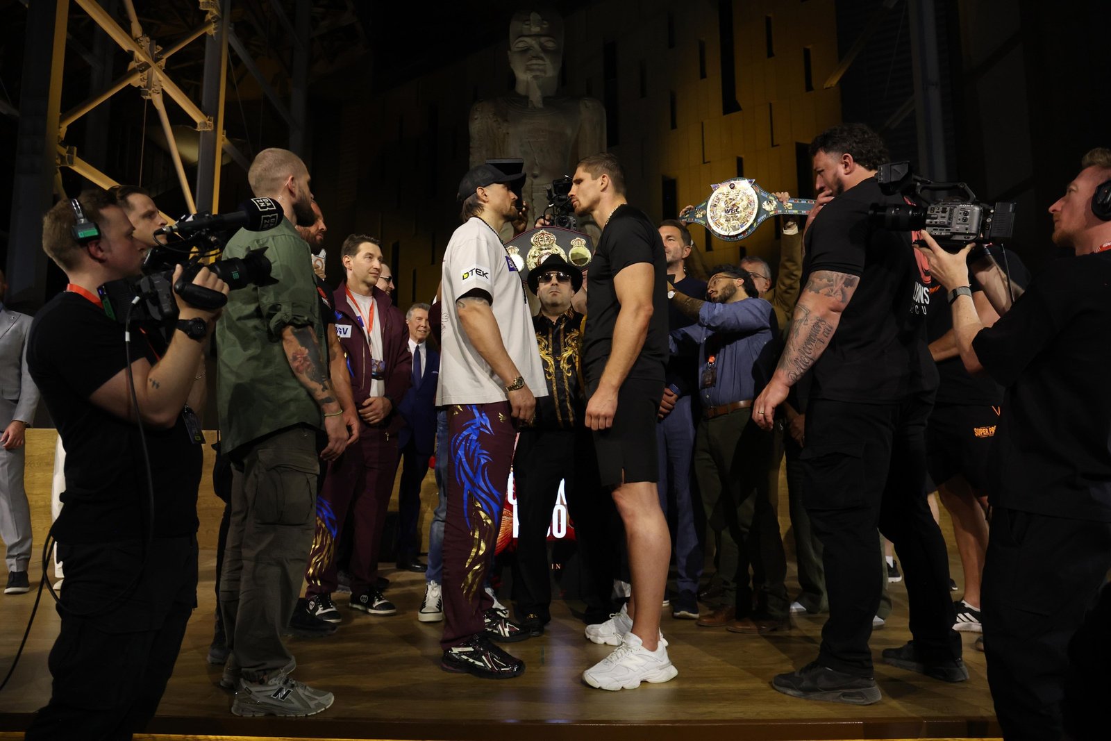 Glory in Giza Weigh In