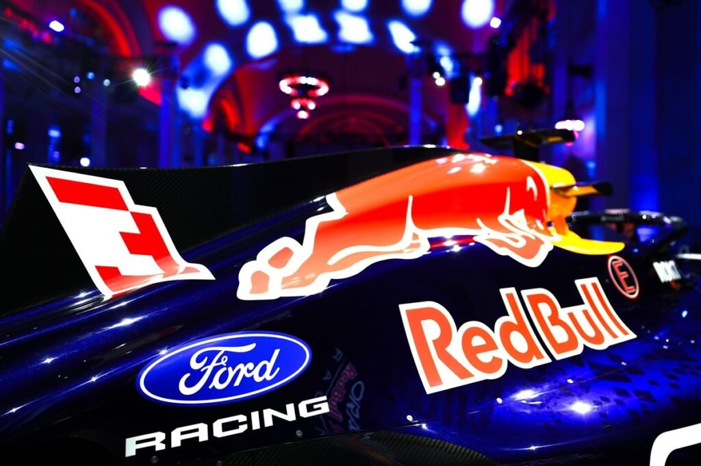 Why Ford ‘loves the V8 idea’ in F1 amid changing road car strategy