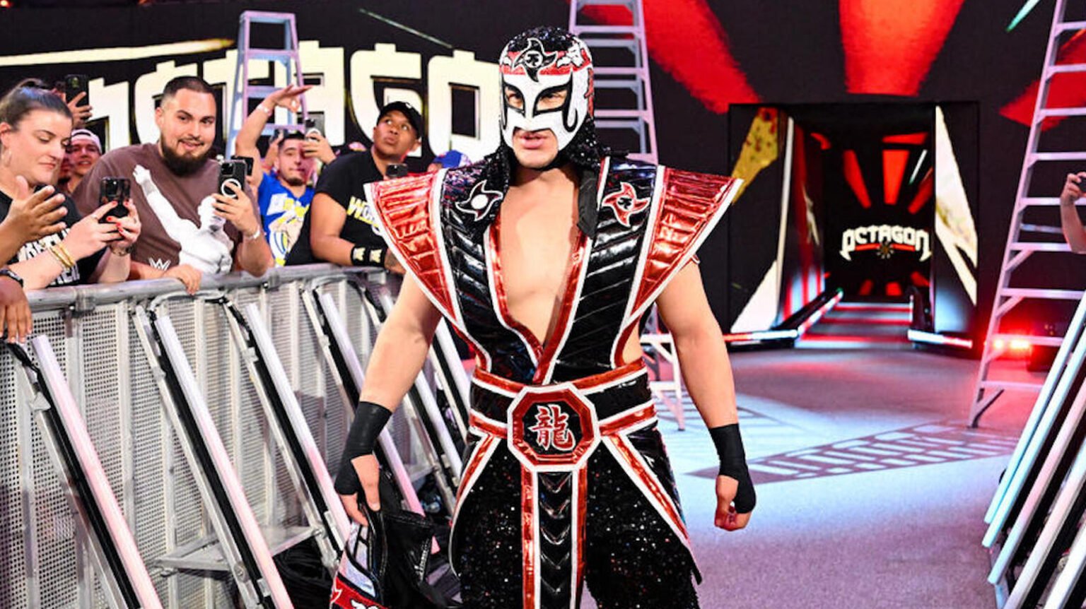 AAA Star Octagon Reportedly Suffers Injury At TV Taping During Noche De Los Grandes